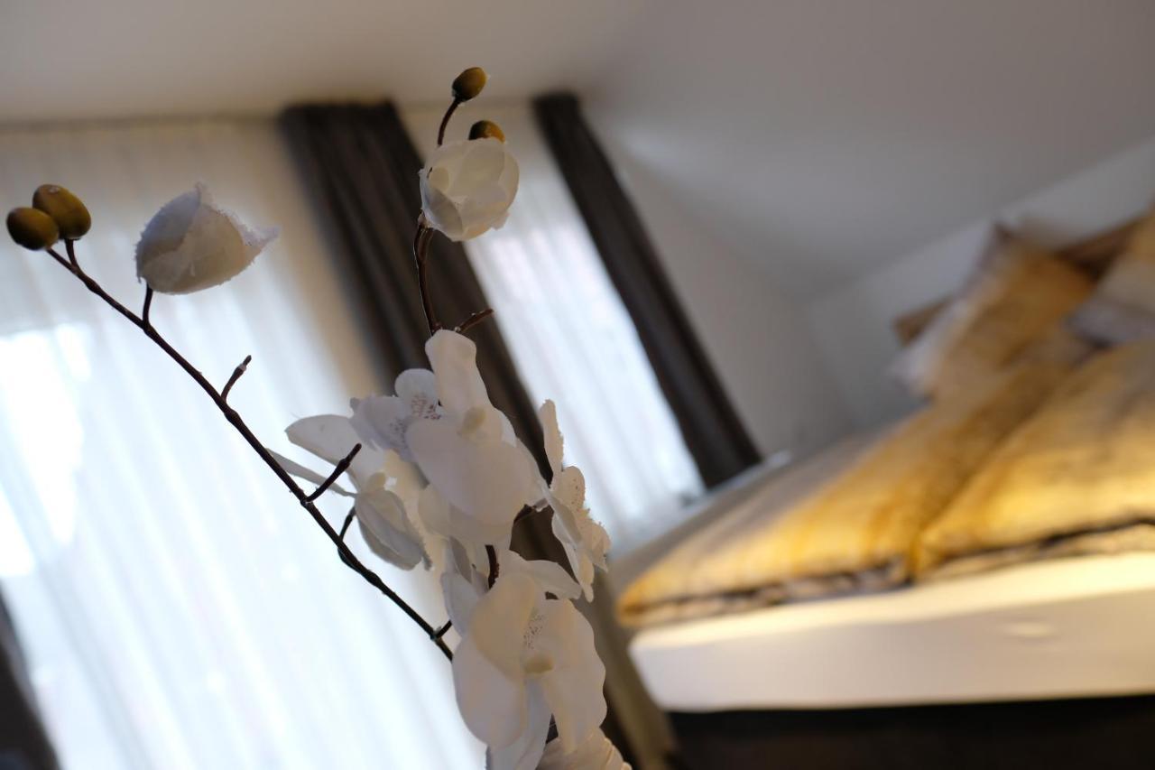 Schlafstuebchen Hotell Leer Eksteriør bilde